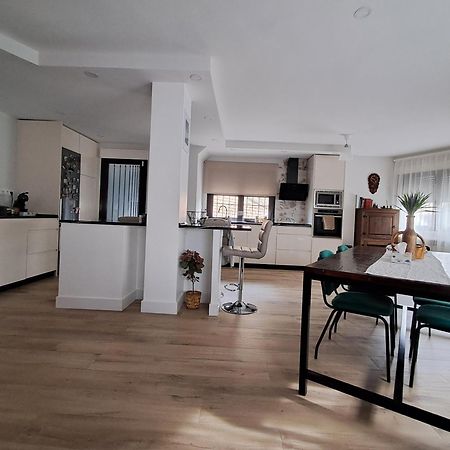 El Rincon La Roca Apartment El Espinar Luaran gambar
